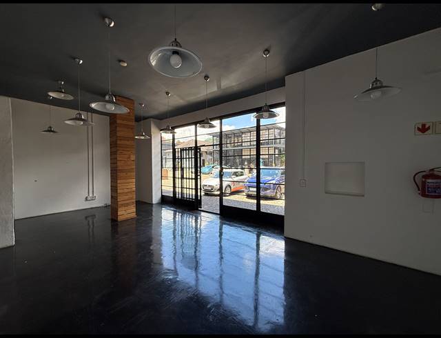 228M² OFFICE TO LET IN MILPARK